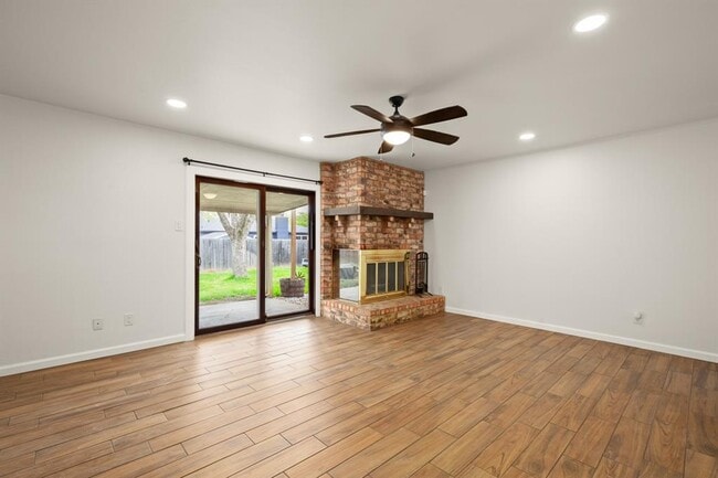 Building Photo - 2802 Nordham Dr