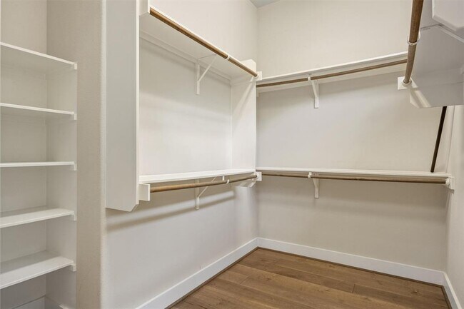 Building Photo - 12218 Cottage Promenade Ct