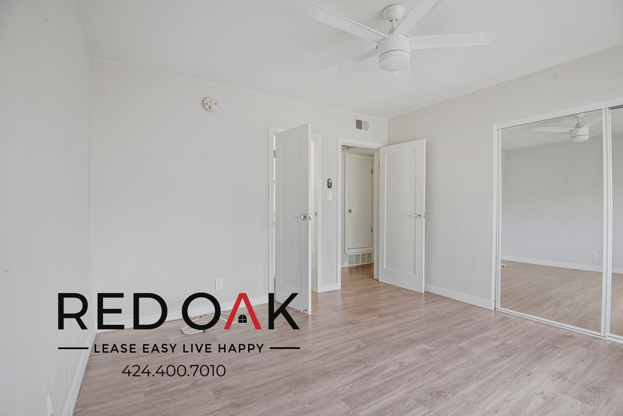 Building Photo - 1942 S Garth Ave