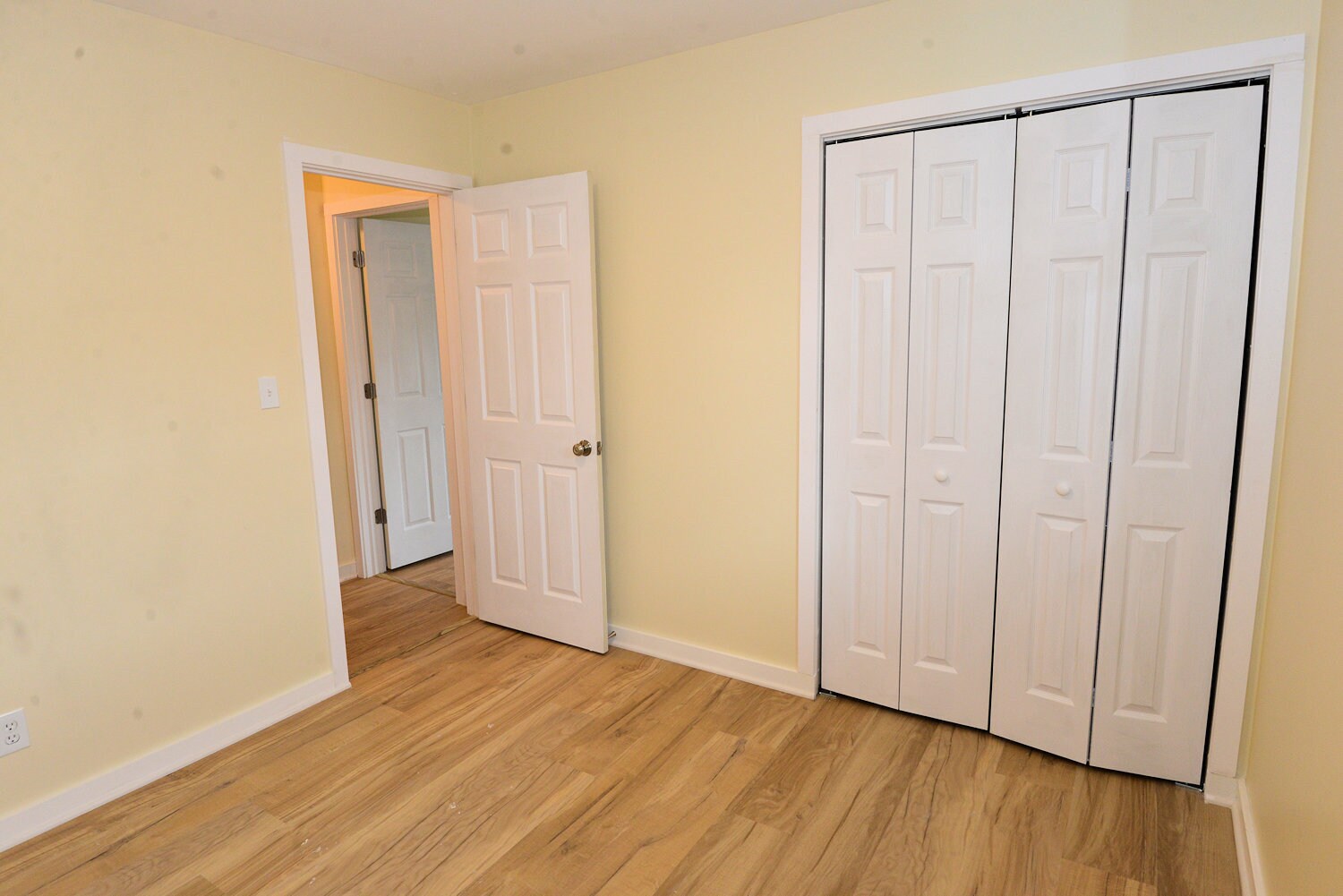 Main Bedroom to closet - 121 S 18th St