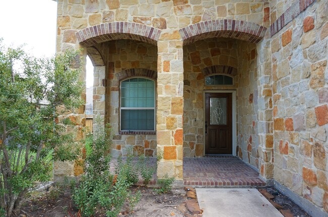 Building Photo - 6015 Mystic Berry Dr