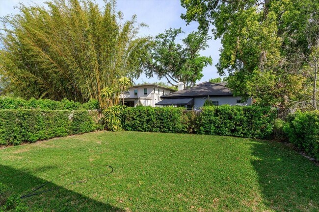 Building Photo - Modern Style Winter Park Home