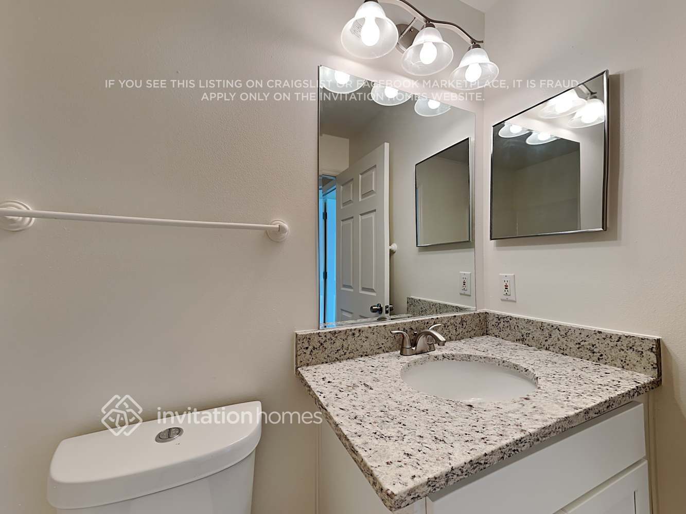 Building Photo - 2470 Brookshire Cir