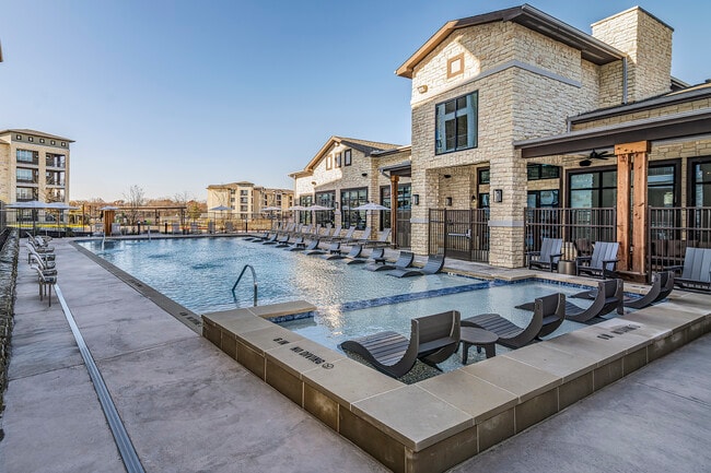 Building Photo - Waterview Crossing