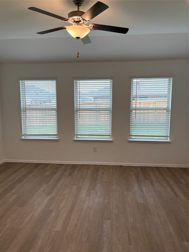 Building Photo - 3711 McCrary Falls Wy