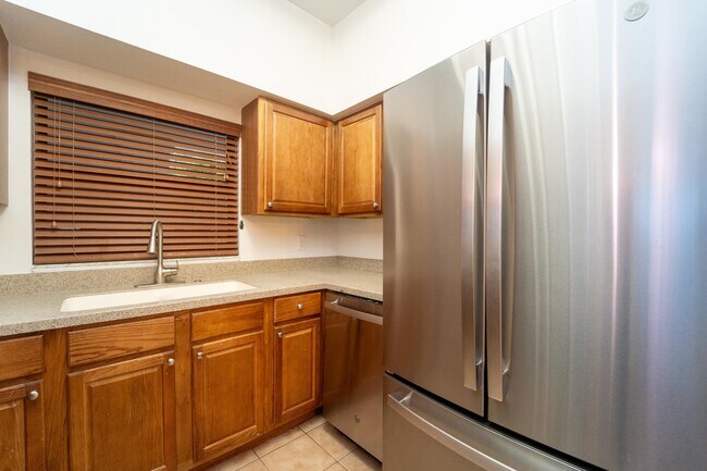 Building Photo - 101 Laurel Wood Way