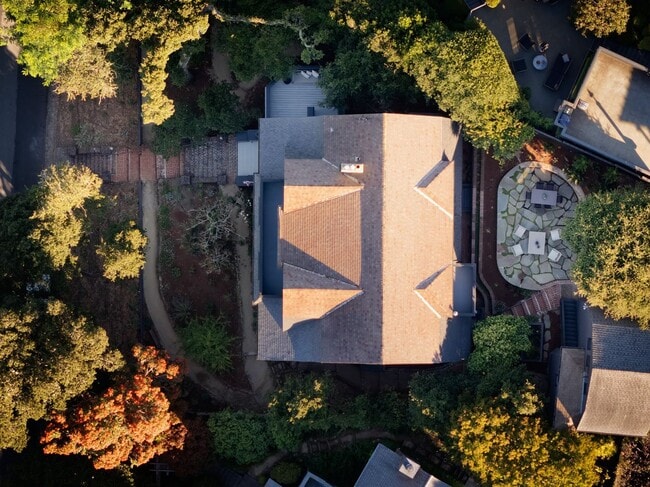 Building Photo - Gorgeous Sausalito Grand Craftsman Home w/...