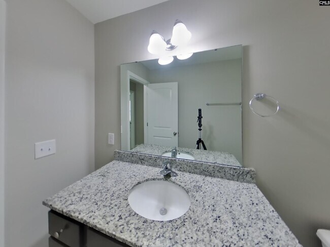 Building Photo - 308 Savannah Hills Dr