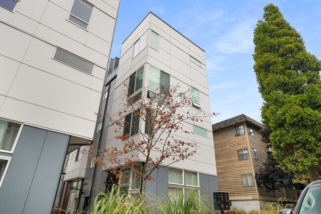 Building Photo - 3615 2nd Ave NW
