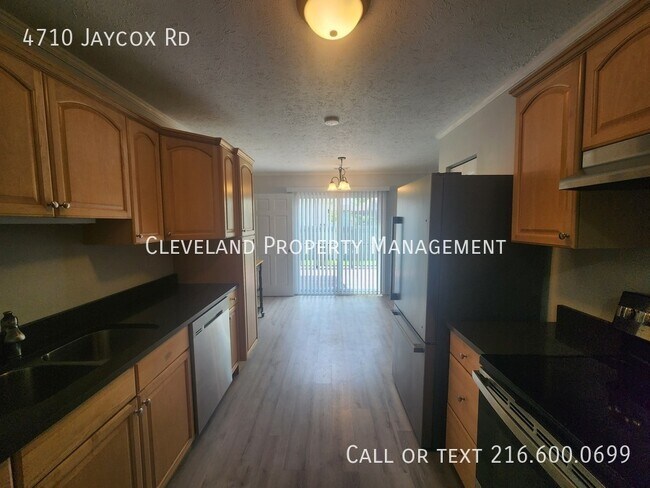 Building Photo - 4710 Jaycox Rd
