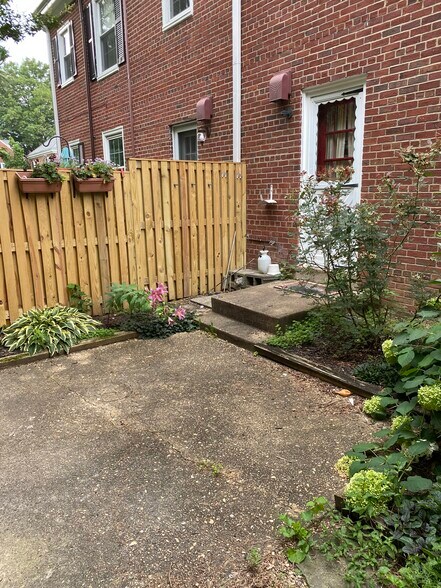 Private Backyard - 3441 S Stafford St