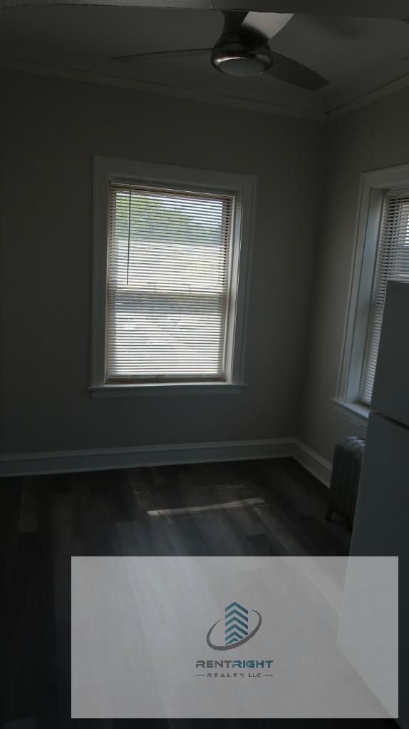 Building Photo - 4477 N Elston Ave