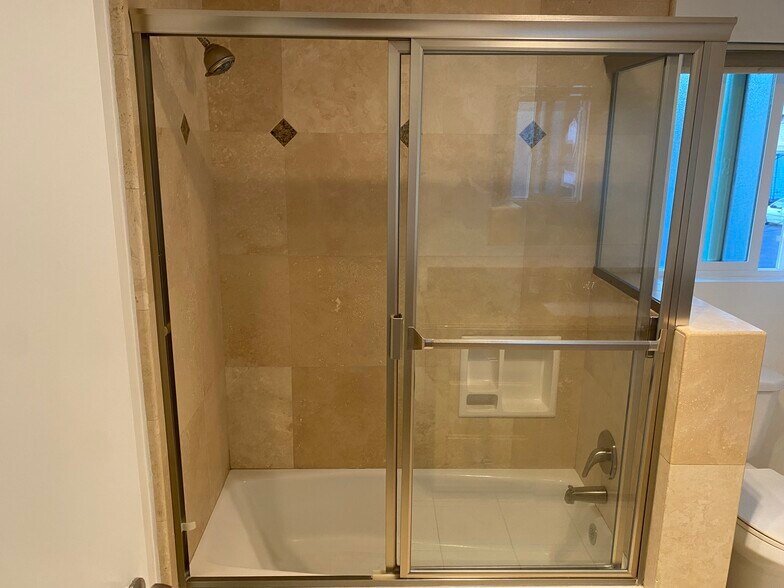 Building Photo - 6716 Pollard St