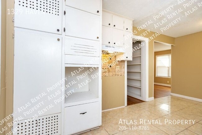 Building Photo - 1329 Haven Dr