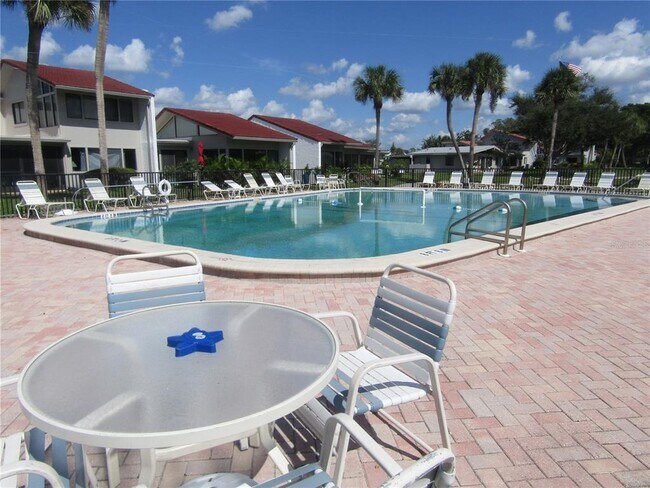 Building Photo - 500 Park Blvd S