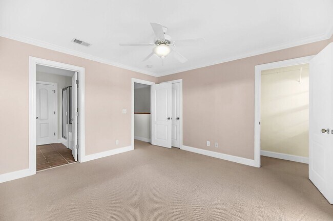 Building Photo - Whitney Lakes End Unit Townhome on Johns Island