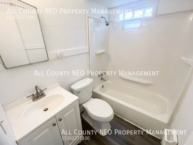 Building Photo - 3862 E 112th St