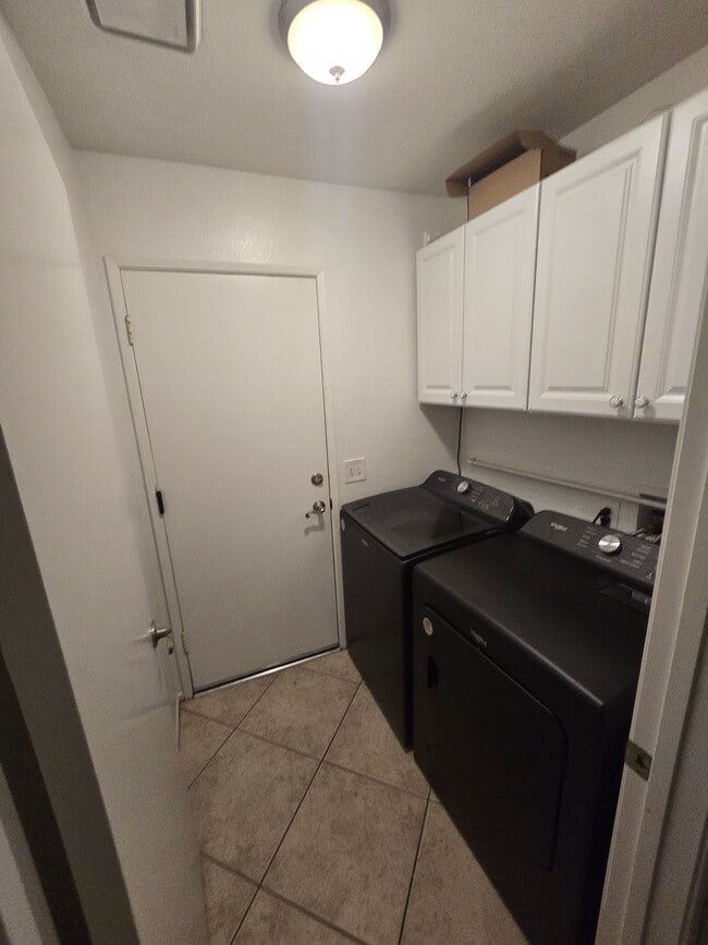 Building Photo - 3509 Avenue J