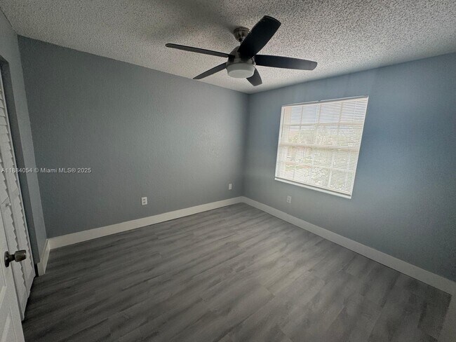 Building Photo - 15320 SW 47th St