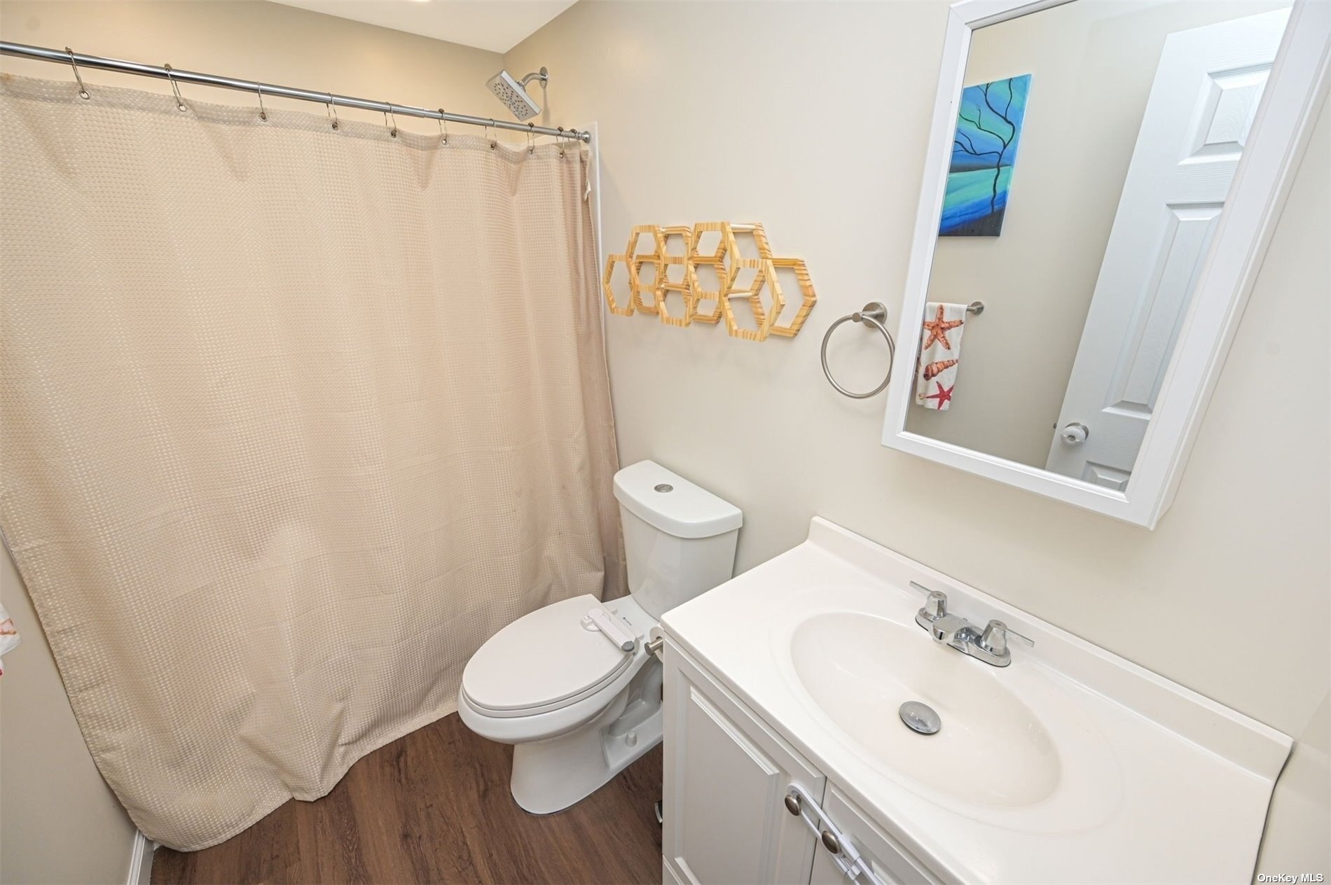 Building Photo - 11 Skylark Ln