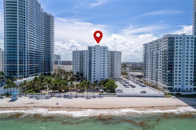 Building Photo - 3001 S Ocean Dr