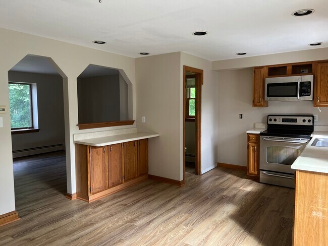 kitchen - 16 Caryn Dr