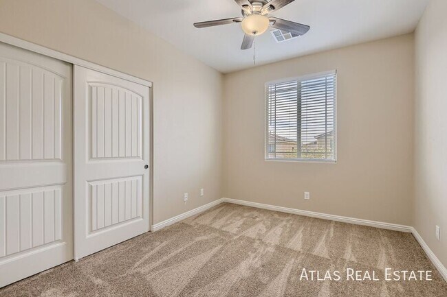Building Photo - 9338 Forest Meadows Ave