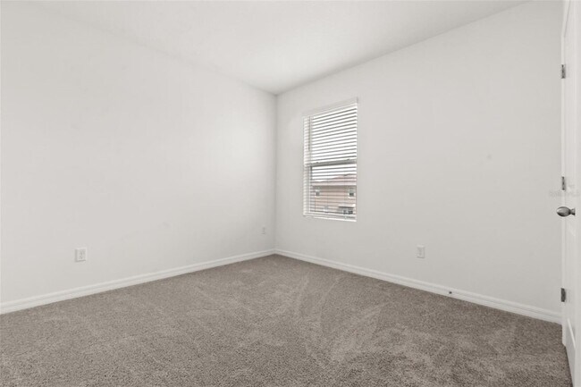 Building Photo - 33301 Darley Dl Trl