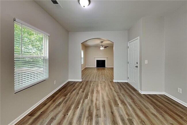 Building Photo - 345 Westridge Cir