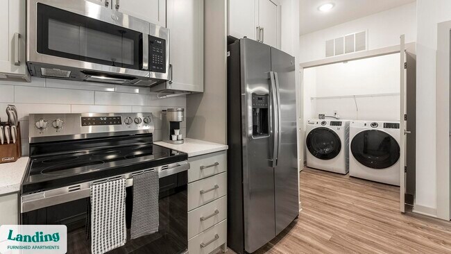 Building Photo - 2385 Vera Wy