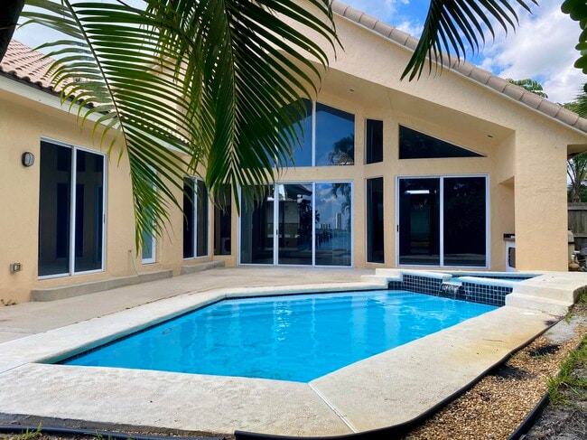 Building Photo - 400 Corsair Dr