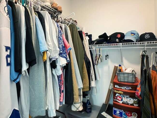 Building Photo - Porter's - New 5 Bedroom, 5 Bathroom House