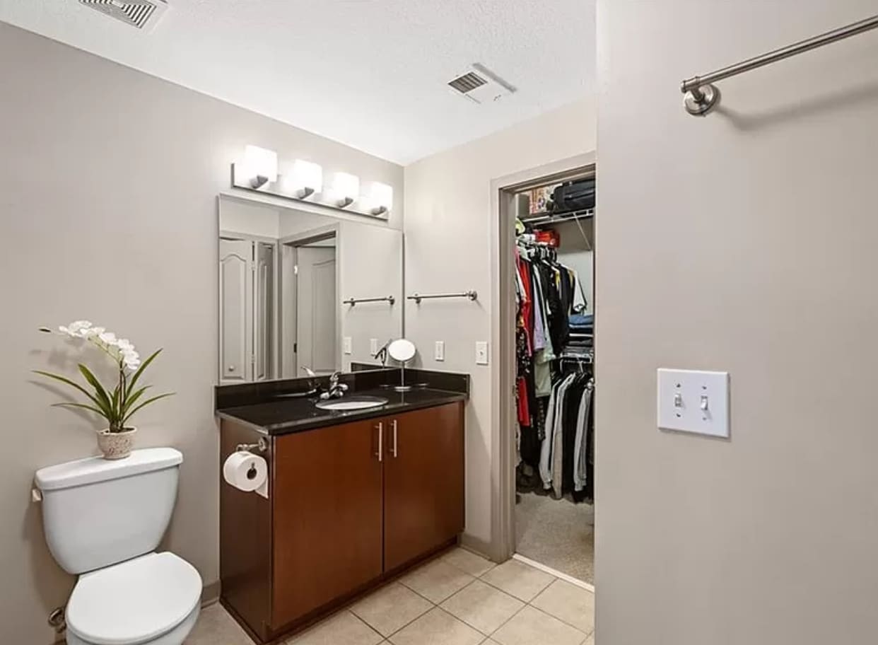 Building Photo - 390 17th St NW