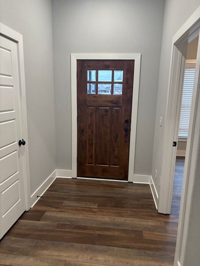 Building Photo - BEAUTIFUL HOME IN GREAT LOCATION!