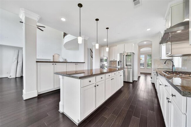 Building Photo - 6707 Birchwood Bend Ct