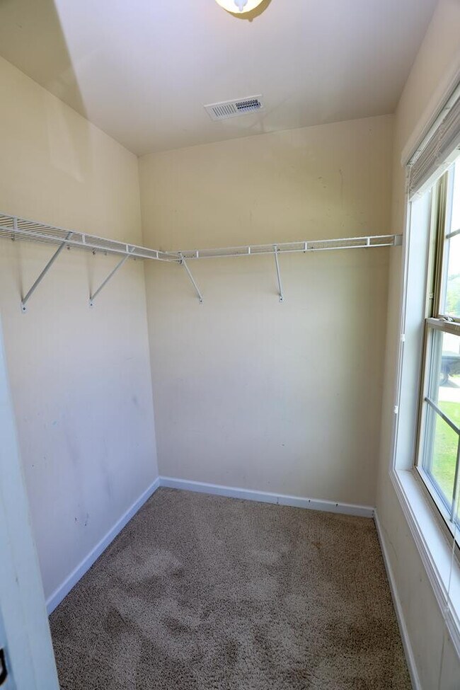 Building Photo - 1769 Ruger Dr