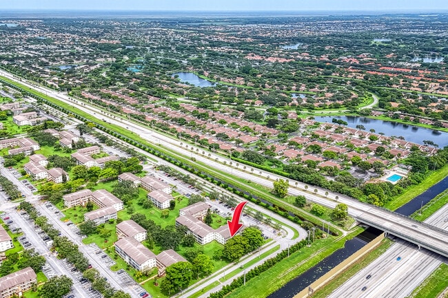 Building Photo - 438 Mansfield K