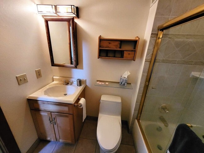 Building Photo - Winter Rental- Chateau Acadian 108