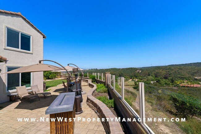 Building Photo - Renovated Carmel Valley 4 Bedroom at Costa...