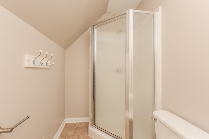 Building Photo - 534 Wildwood Dr