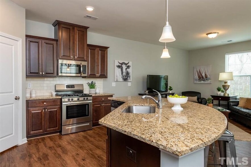 Building Photo - 1117 Neighborly Way