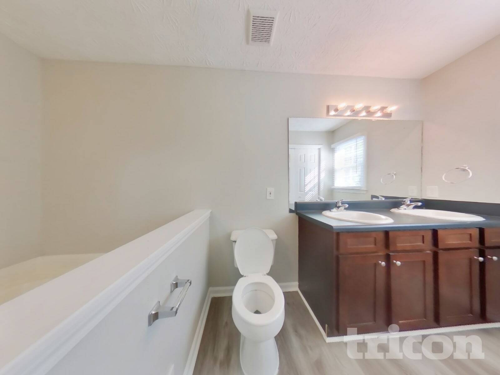 Building Photo - 1394 Winndale Rd