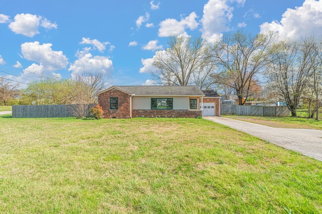 Building Photo - 2920 Byington Beaver Ridge Rd