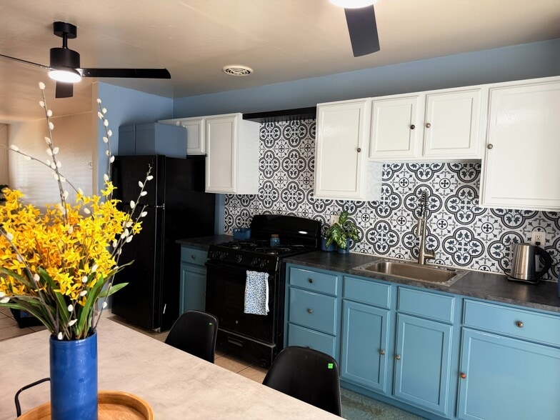 Newly renovated Kitchen - 9305 Oscar Ave