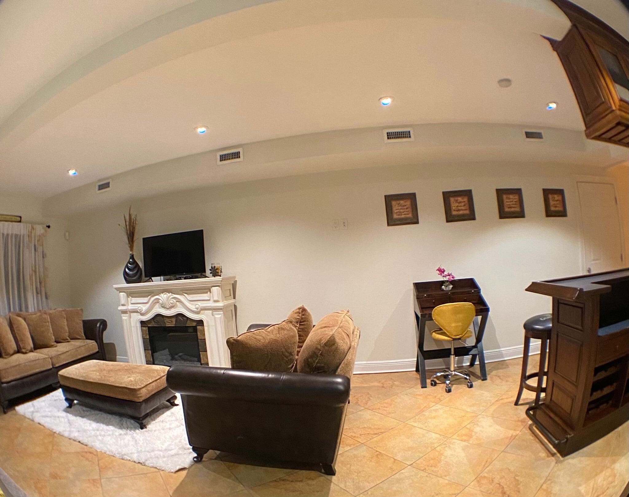 Building Photo - 13450 SW 5th St