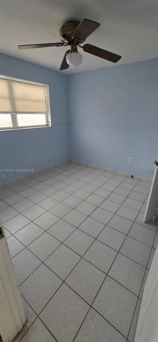 Building Photo - 664 W 29th St