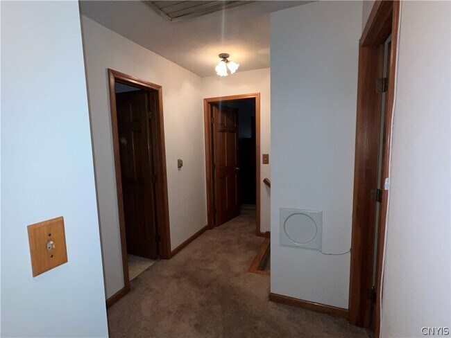 Building Photo - 6314 Hardwood Ln