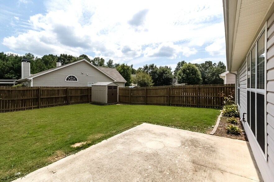 Building Photo - 31 Alessie Park Ln