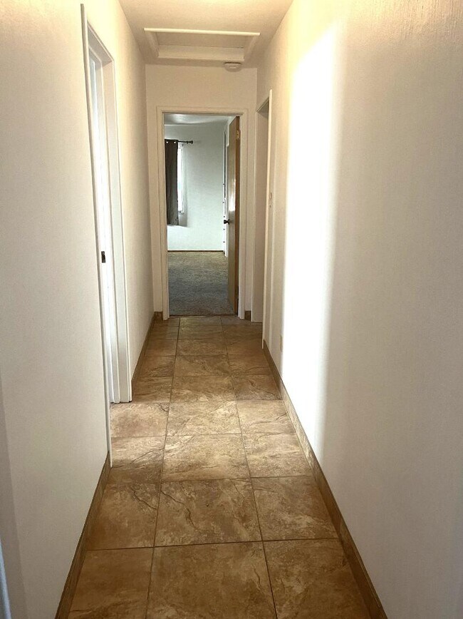 Building Photo - 7731 Filice Dr