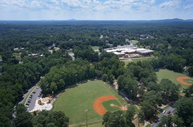 Building Photo - 187 Thomas Cir